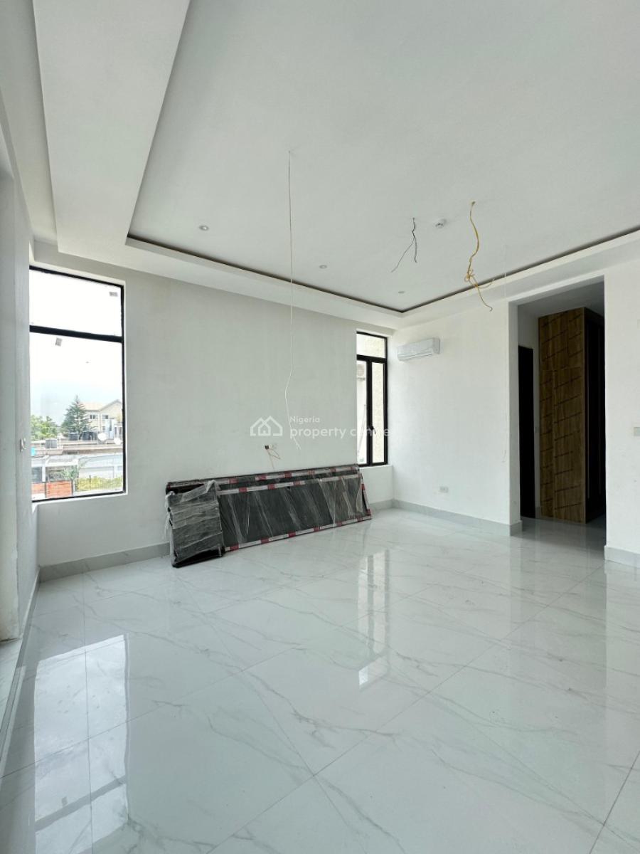 Exquisite 3 Bedroom Apartment with Swimming Pool and Gym, Lekki Phase 1, Lekki, Lagos, Flat / Apartment for Sale