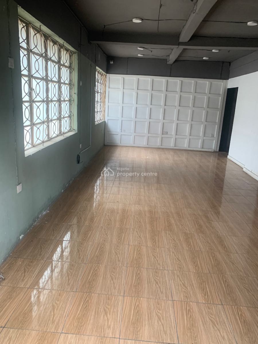 Well Maintained Office Space, Sabo, Yaba, Lagos, Office Space for Rent
