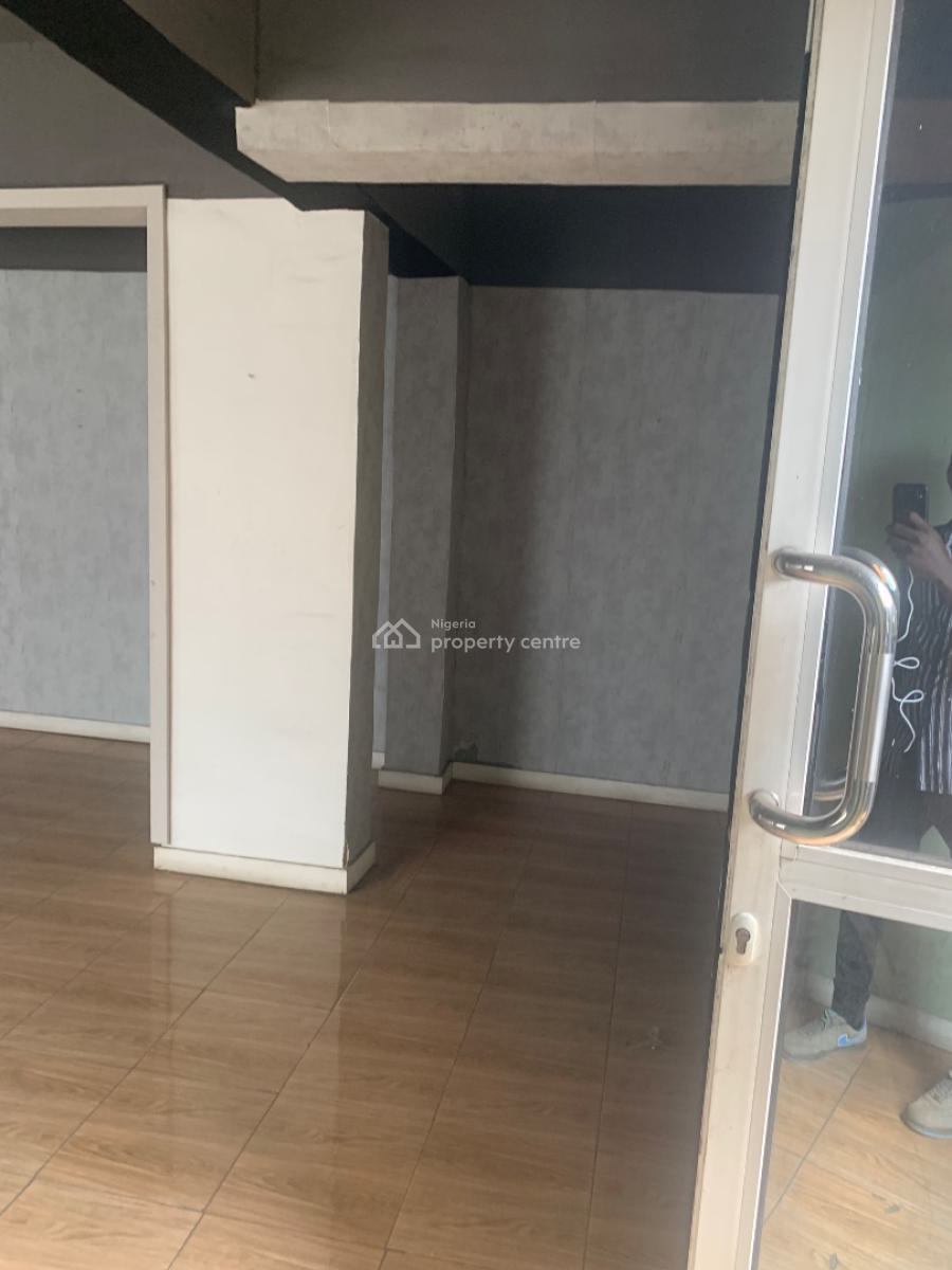 Well Maintained Office Space, Sabo, Yaba, Lagos, Office Space for Rent