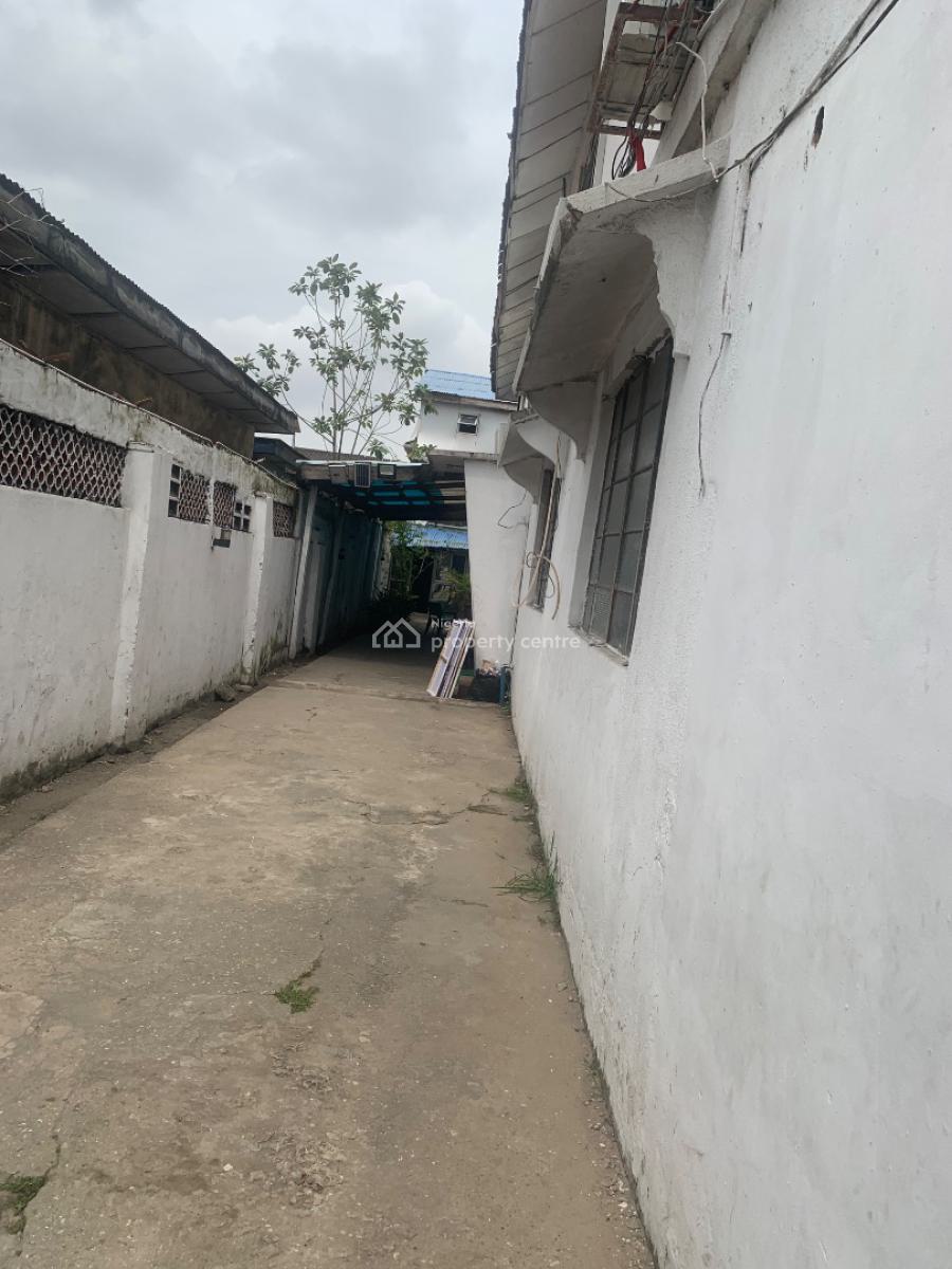 Well Maintained Office Space, Sabo, Yaba, Lagos, Office Space for Rent