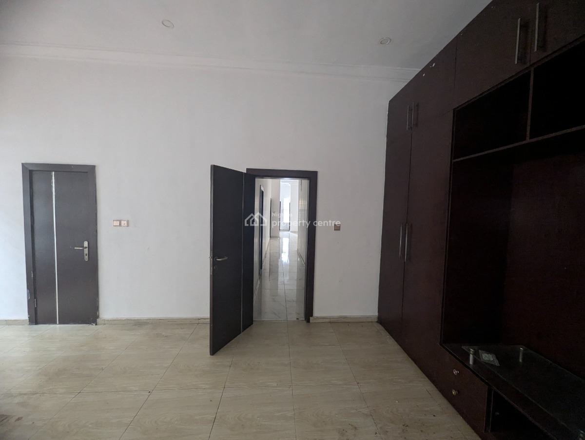 Luxury 4 Bedroom Flat with Excellent Facilities, Olufemi Sodeinde Street, Gra, Isheri North, Lagos, Flat / Apartment for Rent