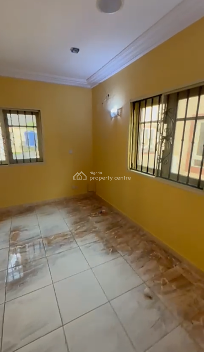 Spacious Miniflat with Private Kitchen, Agungi, Lekki, Lagos, Mini Flat (room and Parlour) for Rent