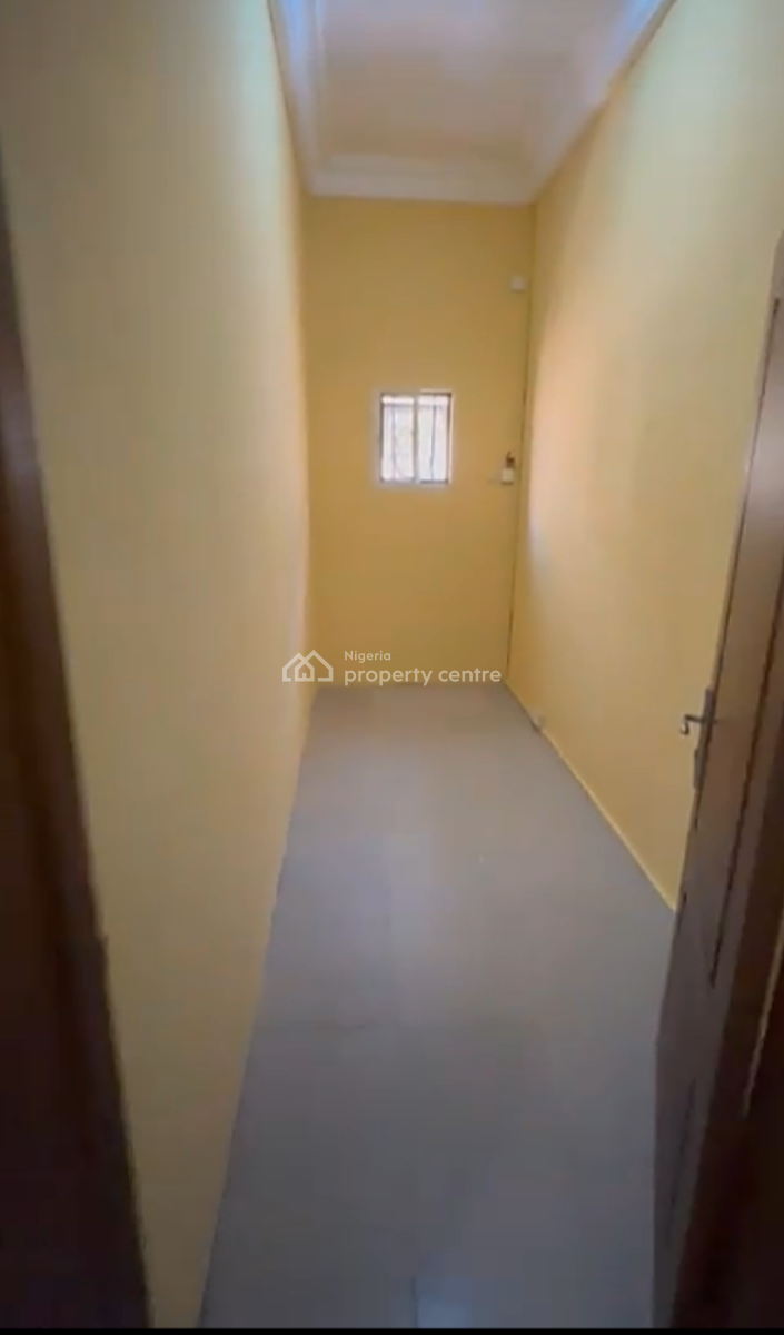 Spacious Miniflat with Private Kitchen, Agungi, Lekki, Lagos, Mini Flat (room and Parlour) for Rent