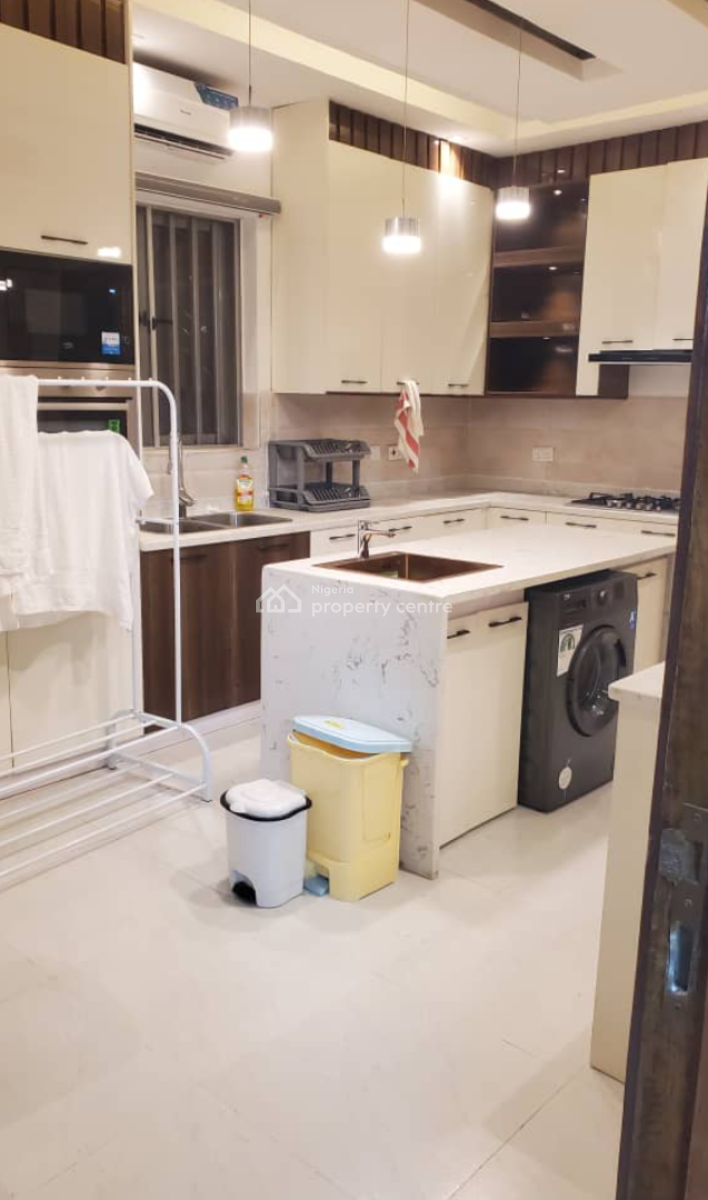 Fully Furnished 3 Bedroom Apartment, Ikeja Gra, Ikeja, Lagos, Flat / Apartment for Rent