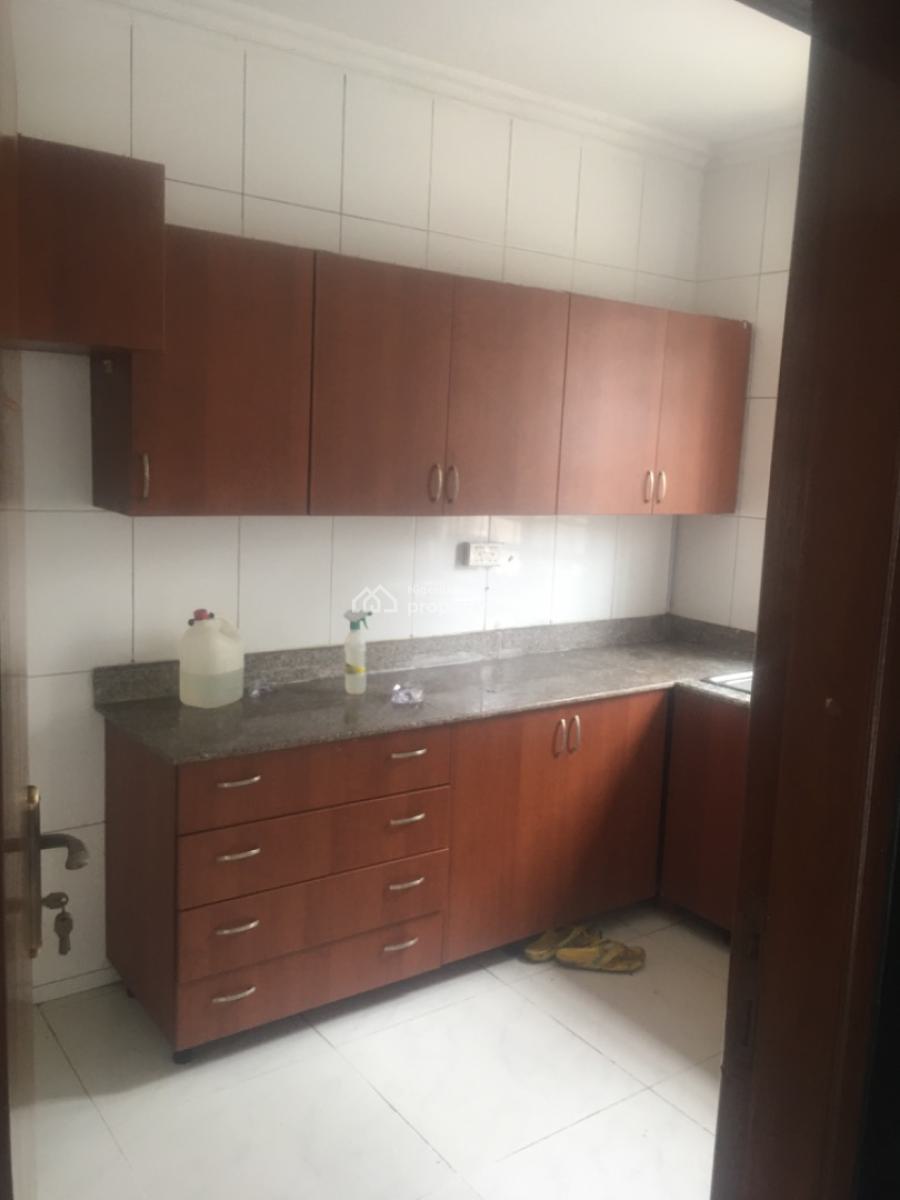 Mini Flat, Off Admiralty Way, Lekki Phase 1, Lekki, Lagos, Mini Flat (room and Parlour) for Rent