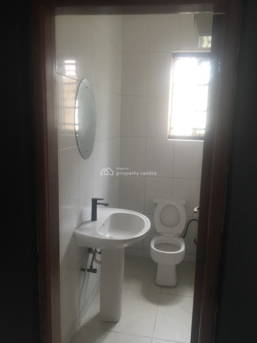 Mini Flat, Off Admiralty Way, Lekki Phase 1, Lekki, Lagos, Mini Flat (room and Parlour) for Rent