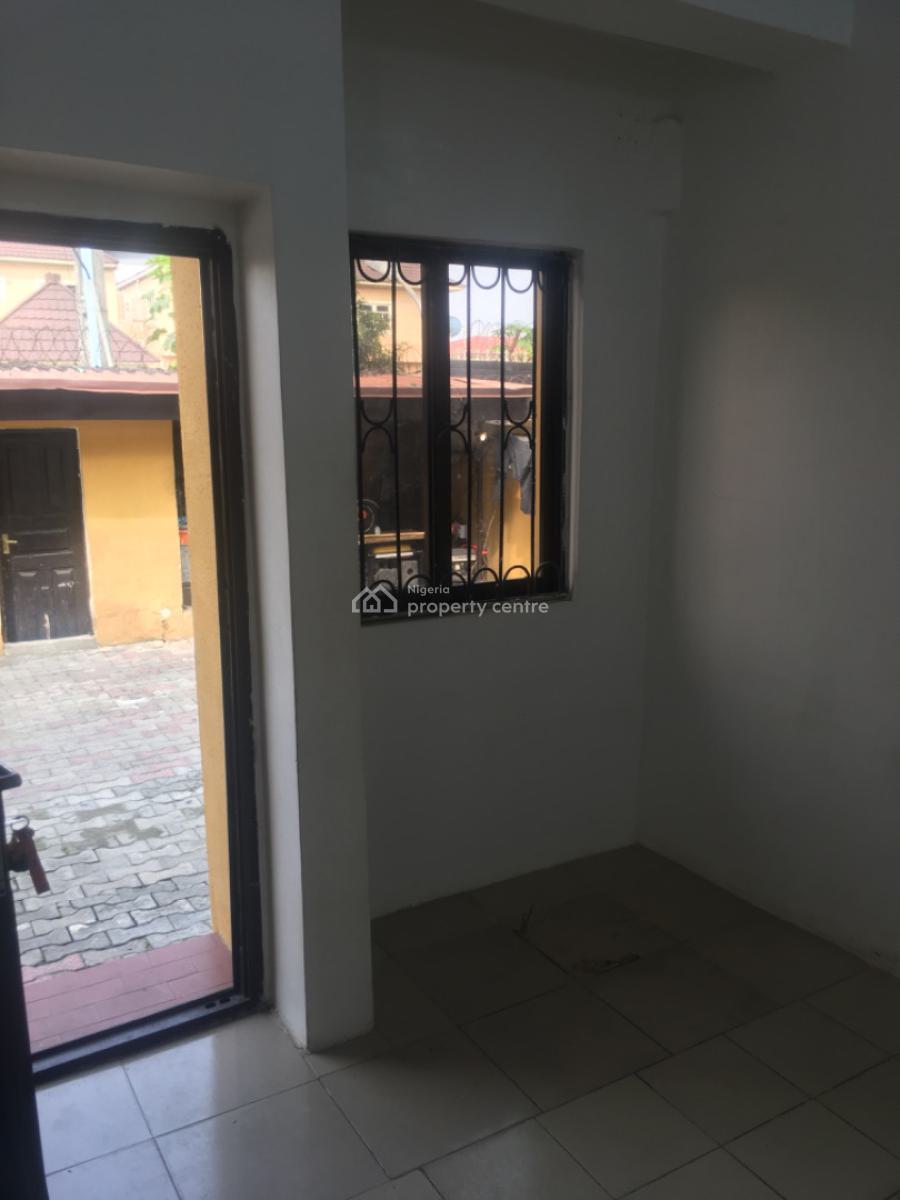 Mini Flat, Off Fola Osibo, Lekki Phase 1, Lekki, Lagos, Mini Flat (room and Parlour) for Rent