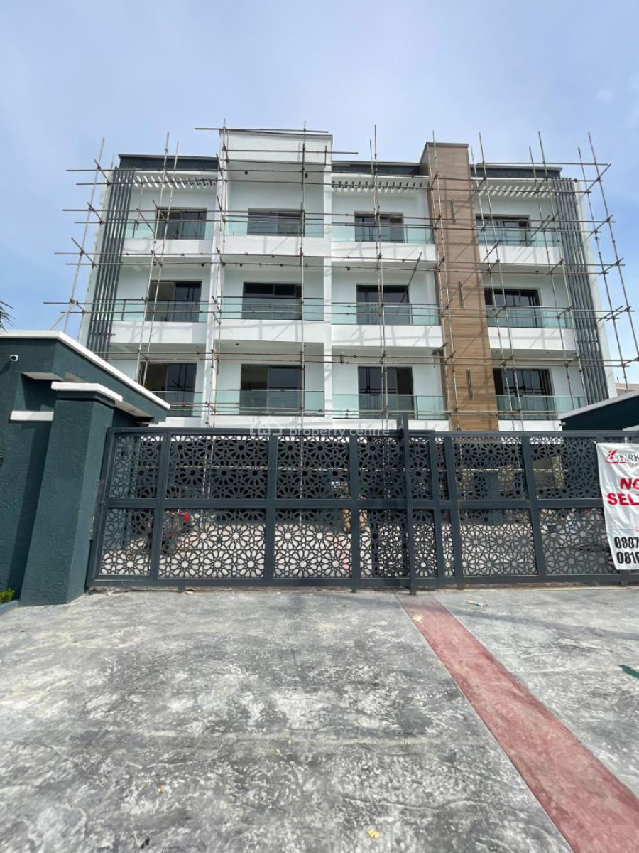 Warm 3 Bedroom Apartment with Pool & Elevator in a Secured Location, Lekki Phase 1, Lekki, Lagos, Flat / Apartment for Sale