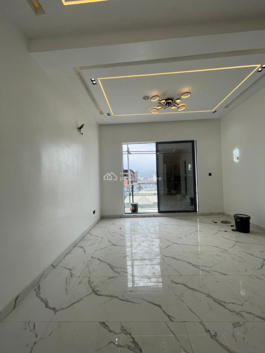 Warm 3 Bedroom Apartment with Pool & Elevator in a Secured Location, Lekki Phase 1, Lekki, Lagos, Flat / Apartment for Sale
