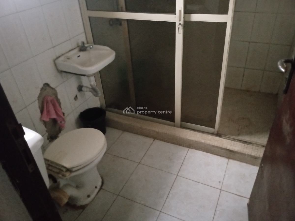 a Nice 2 Bedroom Duplex in a Spacious Compound, Near Alagbole Bus Stop, Ojodu, Lagos, Terraced Duplex for Rent