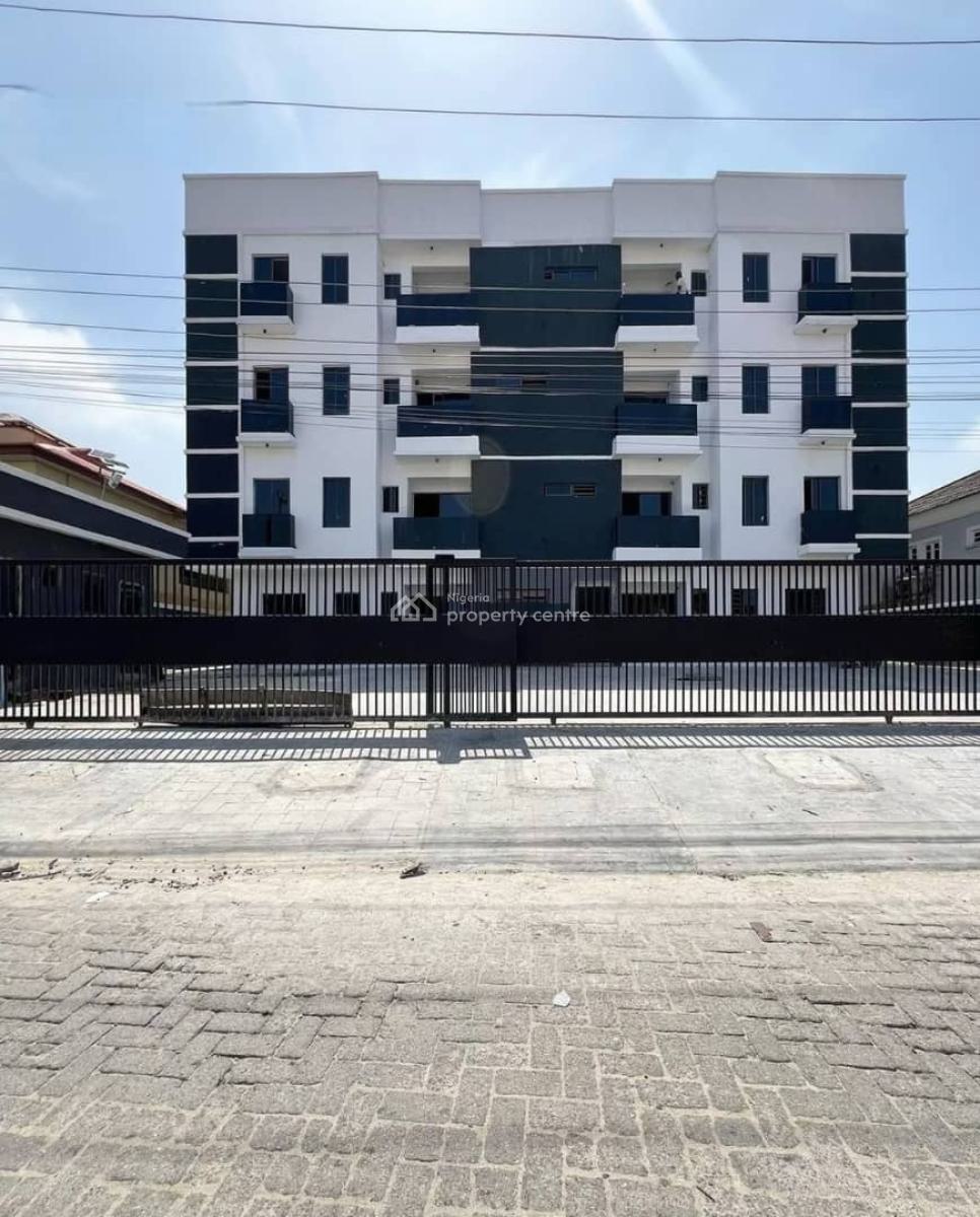 Serviced 3 Bedroom Flat + Elevator, Lekki Phase 1, Lekki, Lagos, Flat / Apartment for Sale