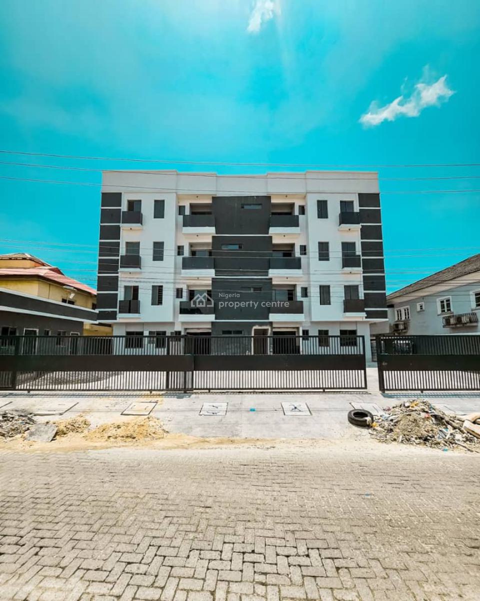 Serviced 3 Bedroom Flat + Elevator, Lekki Phase 1, Lekki, Lagos, Flat / Apartment for Sale
