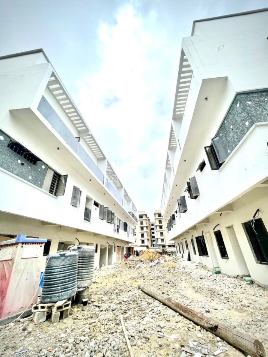 2 Bedrooms Terraced Duplex in a Secured Estate, Lekki Phase 1, Lekki, Lagos, Terraced Duplex for Rent