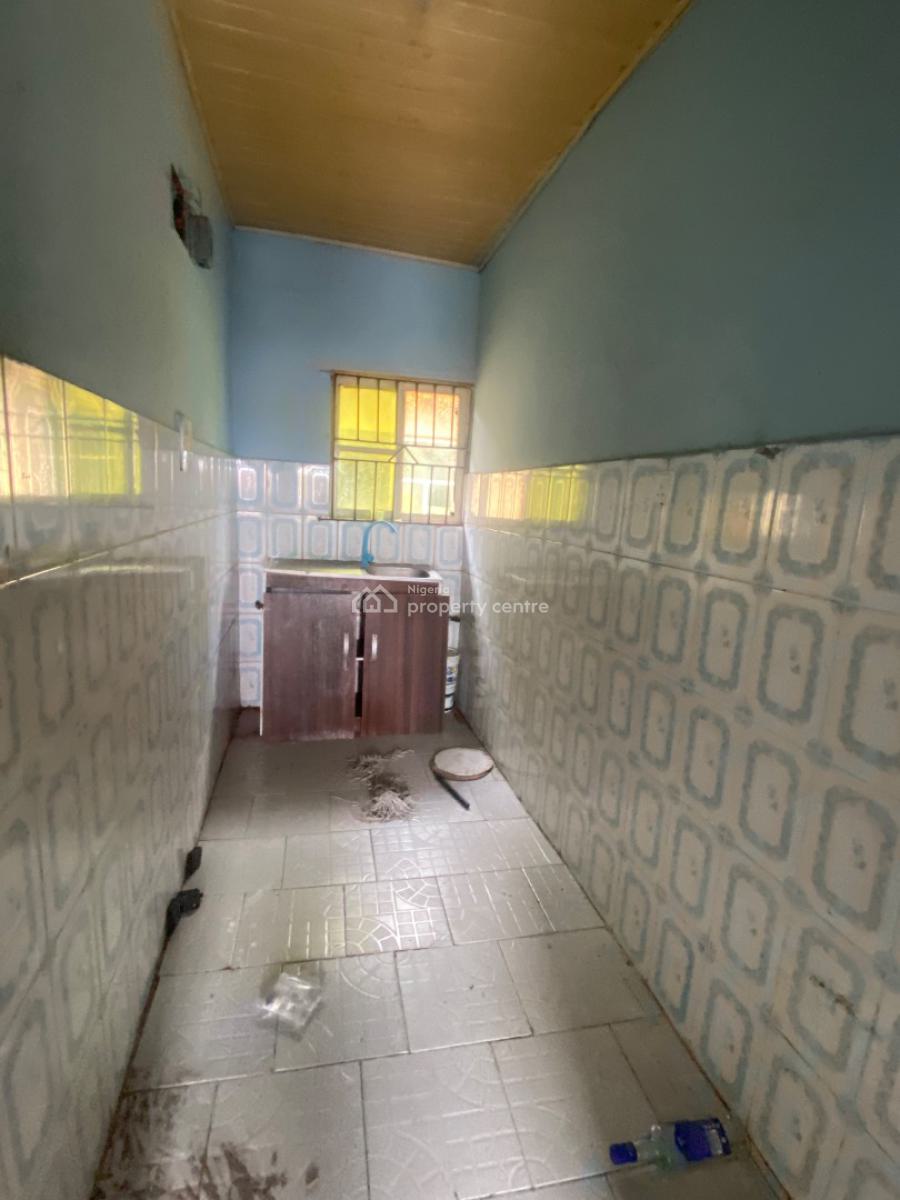 Spacious One Bedroom Mini Flat / Apartment, United Estate, Sangotedo, Ajah, Lagos, Mini Flat (room and Parlour) for Rent