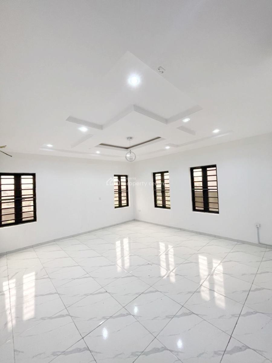 a Well Maintained Spacious 4 Bedroom Fully Detached Duplex with Bq, Gra Phase 1, Magodo, Lagos, Detached Duplex for Sale