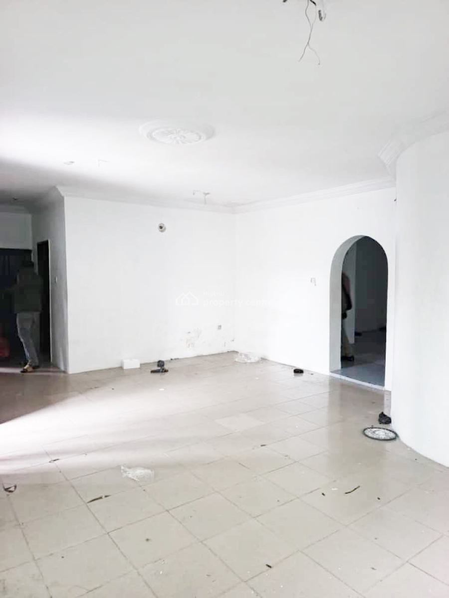 a Well Renovated Spacious 3 Bedroom Flat, Off Grammar School, Ojodu Berger, Ojodu, Lagos, Flat / Apartment for Rent