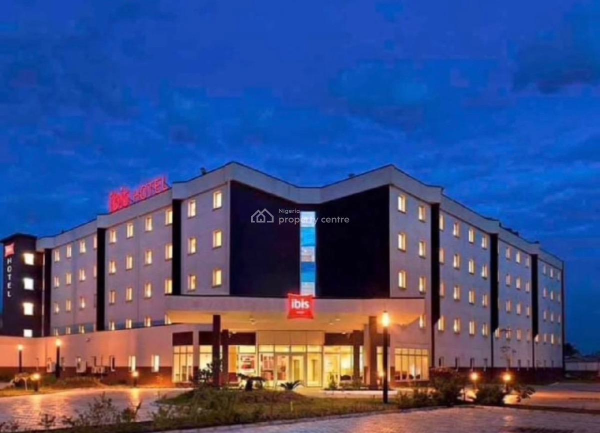 188 Rooms Functional Hotel, Ajao Estate, Murtala Mohammed International Airport, Isolo, Lagos, Hotel / Guest House for Sale