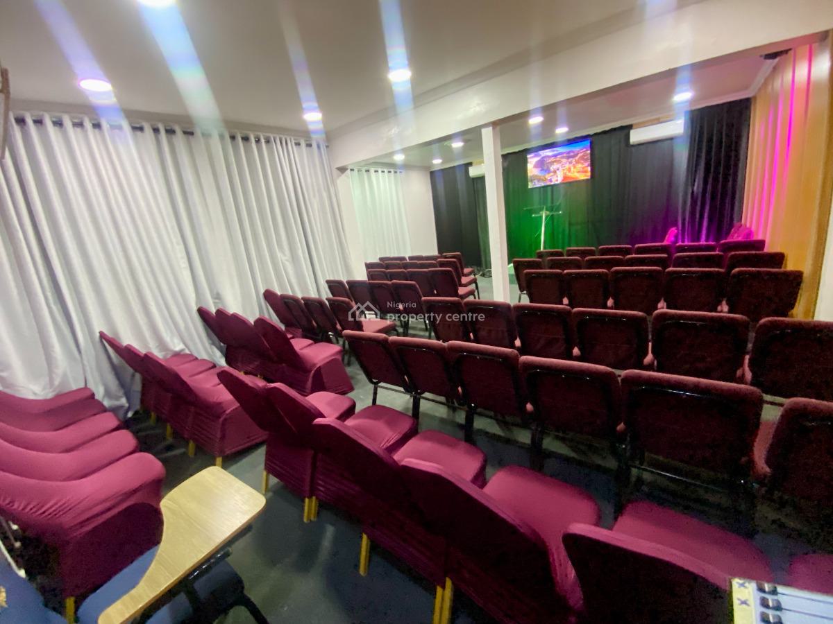 Conference/seminar/meeting/multipurpose Event Hall, 25 Oladimeji Alo Street, Off Freedom Way, Close to The Visa Center, Lekki Phase 1, Lekki, Lagos, Conference / Meeting / Training Room for Rent