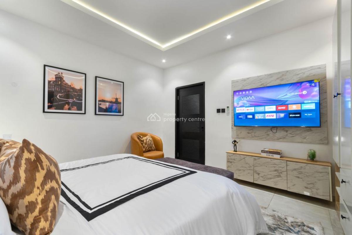 2 Bedrooms Apartments with Swimming Pool, Lekki Phase 1, Lekki, Lagos, Flat / Apartment for Rent