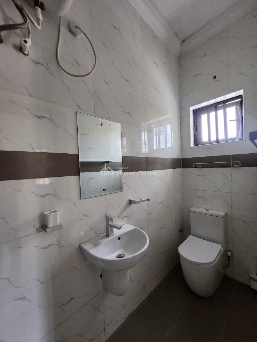Self Service 3-bedroom + Bq, Lekki Phase 1, Lekki, Lagos, Flat / Apartment for Rent