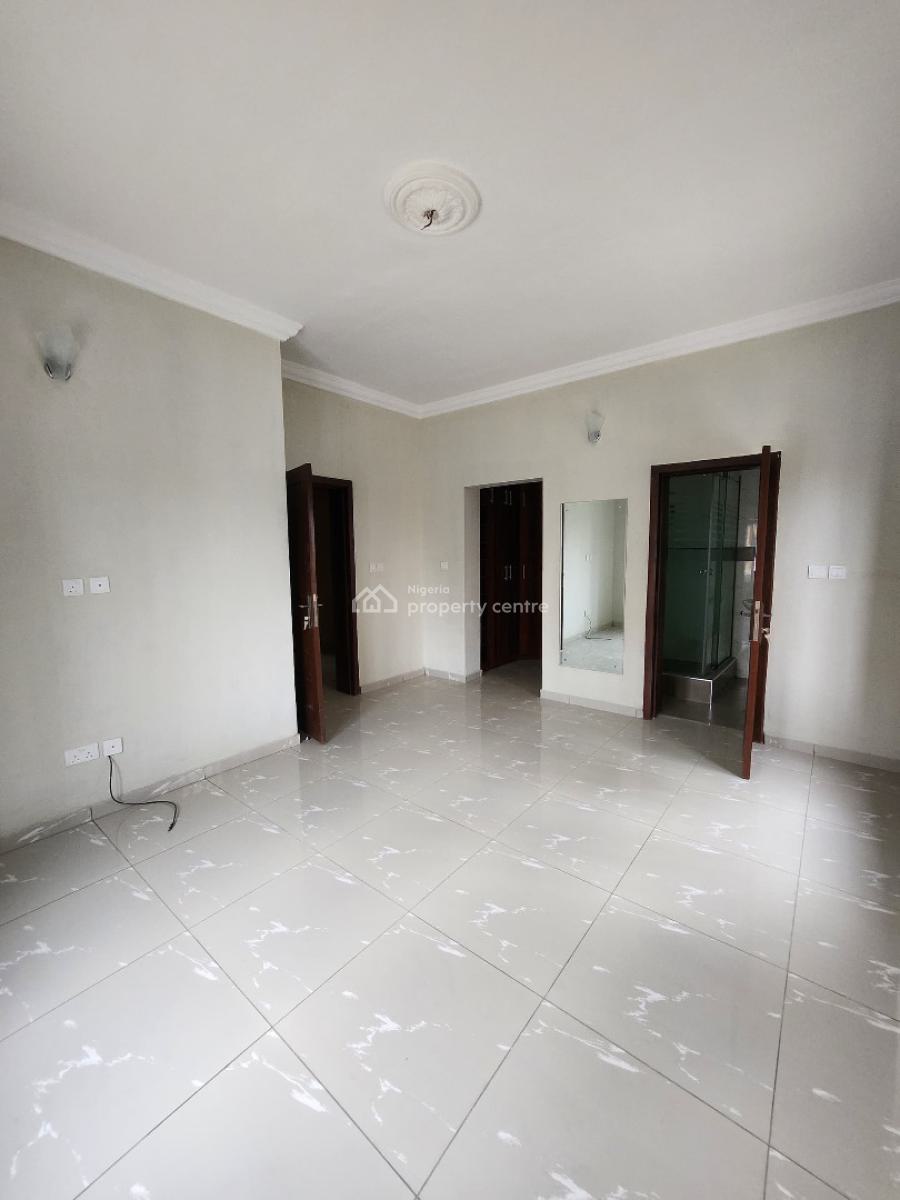 Self Service 3-bedroom + Bq, Lekki Phase 1, Lekki, Lagos, Flat / Apartment for Rent