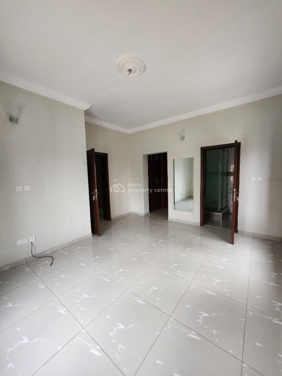 Self Service 3-bedroom + Bq, Lekki Phase 1, Lekki, Lagos, Flat / Apartment for Rent