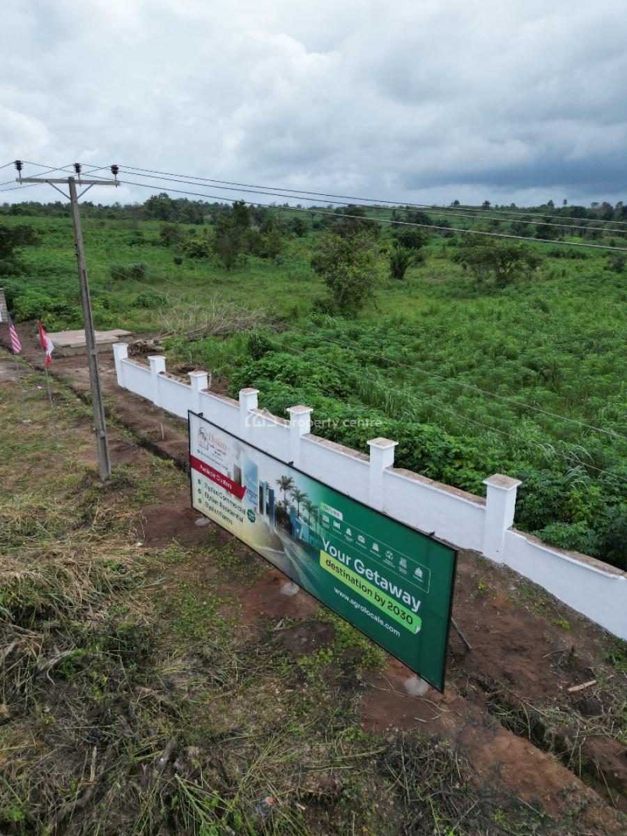 Farm Land, Along The Ido-eruwa Expressway, Ibadan, Oyo, Mixed-use Land for Sale
