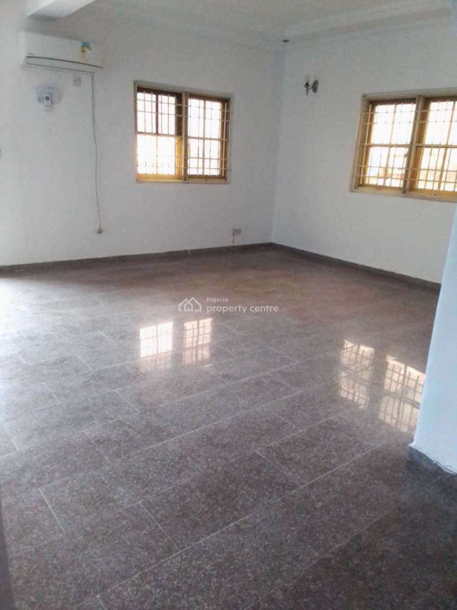 3 Bedroom Flat, Off Admiralty Way, Lekki Phase 1, Lekki, Lagos, Flat / Apartment for Rent