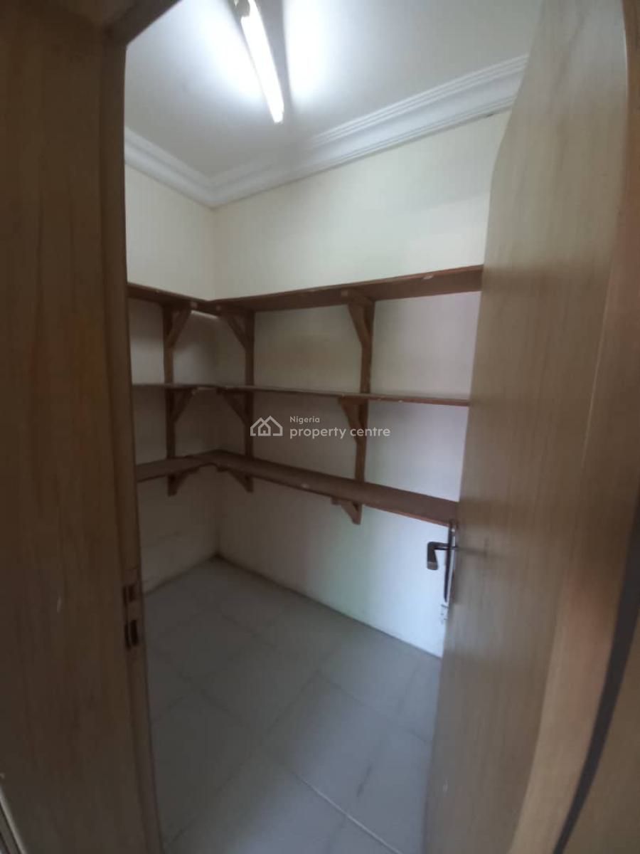 Fully Serviced 4 Bedroom Flat Penthouse with Study, Pool & Gym, Old Ikoyi, Ikoyi, Lagos, Flat / Apartment for Rent
