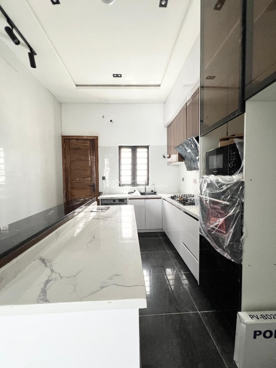 Contemporary 4-bedroom Semi-detached Duplex with Bq, Ikota, Lekki, Lagos, Semi-detached Duplex for Sale