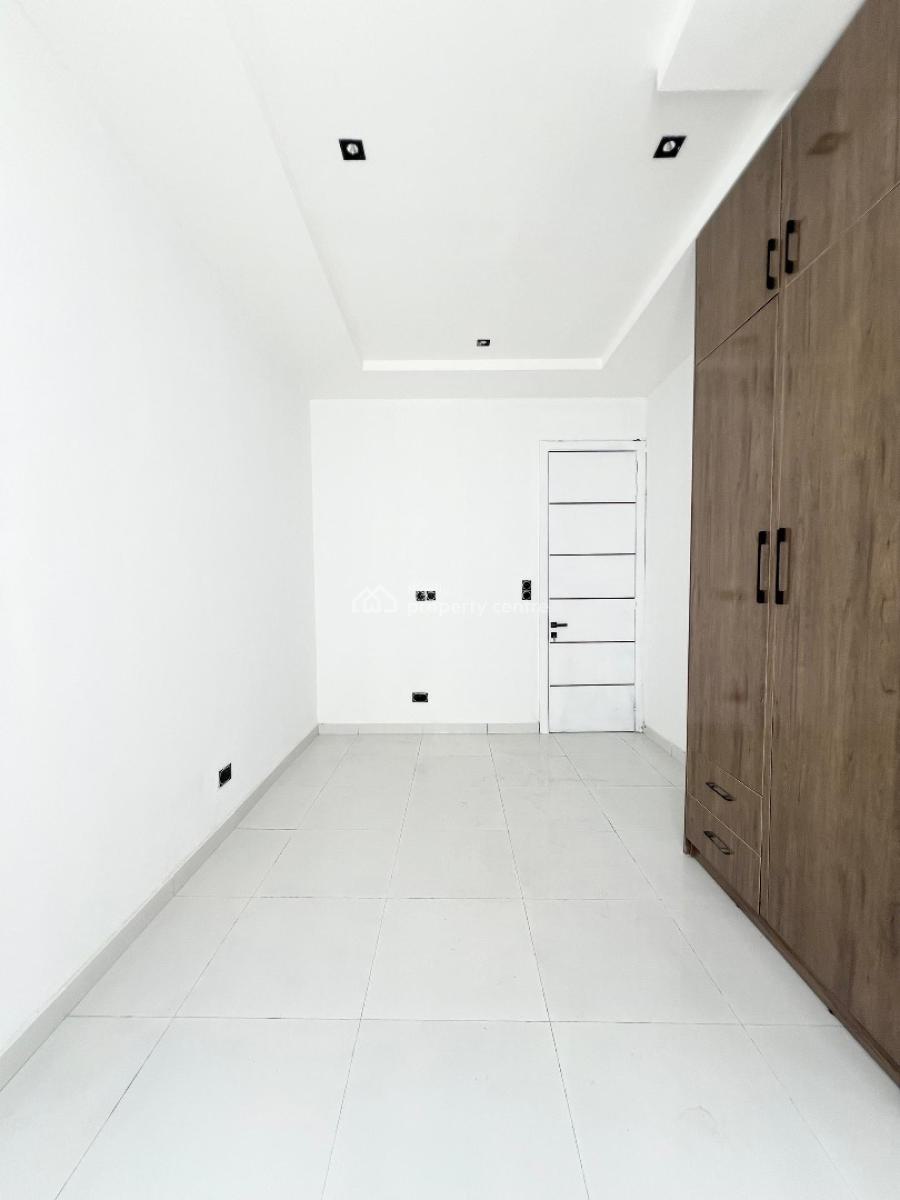 Contemporary 4-bedroom Semi-detached Duplex with Bq, Ikota, Lekki, Lagos, Semi-detached Duplex for Sale