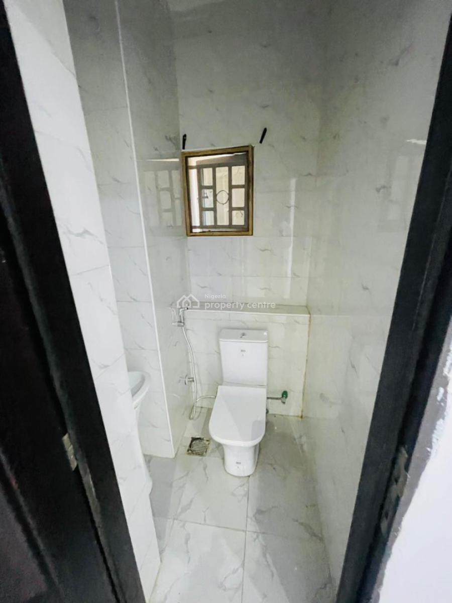 Luxury Spacious 2  Bedroom Apartment with a Bq, Lekki, Lagos, House for Rent