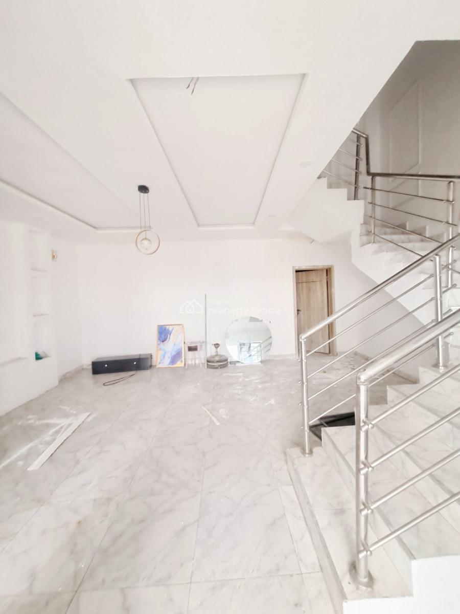Well Built 3 Bedroom Terrace Duplex with Bq, Ologolo, Lekki, Lagos, Terraced Duplex for Rent