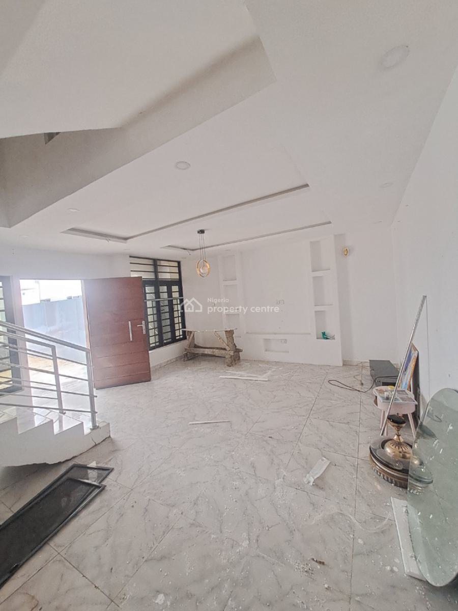 Well Built 3 Bedroom Terrace Duplex with Bq, Ologolo, Lekki, Lagos, Terraced Duplex for Rent