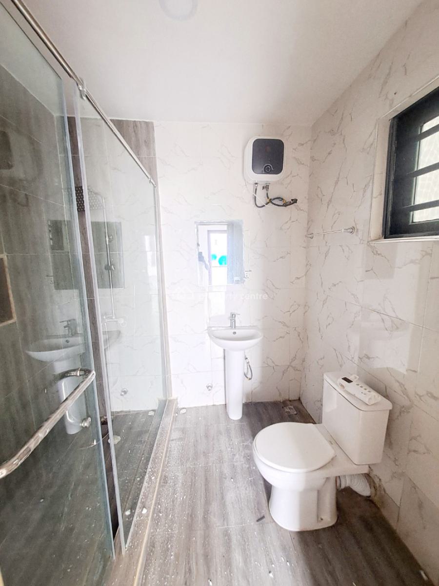Well Built 3 Bedroom Terrace Duplex with Bq, Ologolo, Lekki, Lagos, Terraced Duplex for Rent