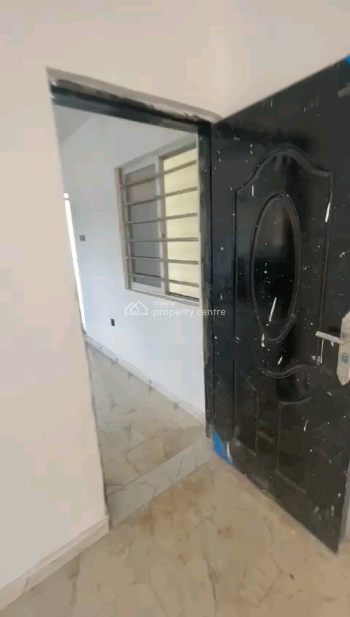 a Partially Furnished and Standard Miniflat, Upstairs, Off Pedro Road, Shomolu, Lagos, Mini Flat (room and Parlour) for Rent