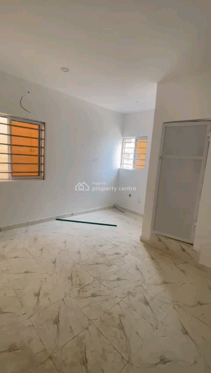 a Partially Furnished and Standard Miniflat, Upstairs, Off Pedro Road, Shomolu, Lagos, Mini Flat (room and Parlour) for Rent