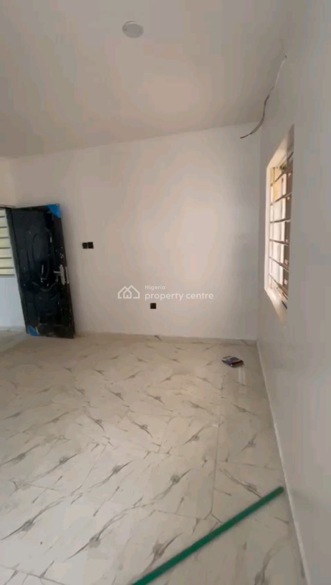 a Partially Furnished and Standard Miniflat, Upstairs, Off Pedro Road, Shomolu, Lagos, Mini Flat (room and Parlour) for Rent