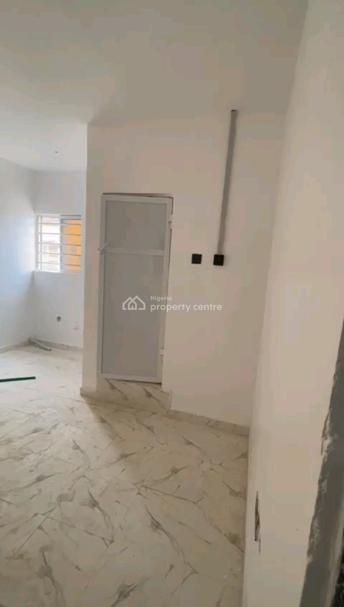 a Partially Furnished and Standard Miniflat, Upstairs, Off Pedro Road, Shomolu, Lagos, Mini Flat (room and Parlour) for Rent