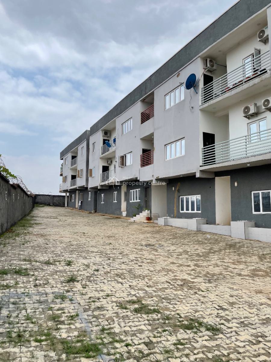 Newly Built 3 Bedroom Flat with Bq (ground Floor), Wuye Dakibyu, Wuye, Abuja, Block of Flats for Sale