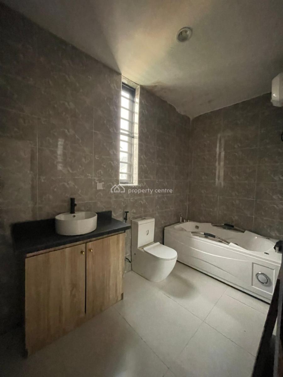 4-bedroom Semi-detached Duplex with Bq, Osapa, Lekki, Lagos, Terraced Duplex for Sale