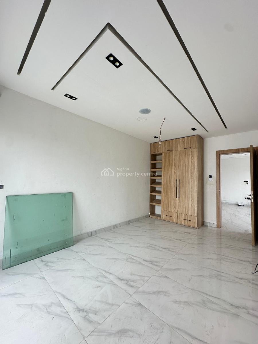 Luxury 2 Bedrooms Apartment with Swimming Pool and Bq, Lekki Phase 1, Lekki, Lagos, Flat / Apartment for Sale