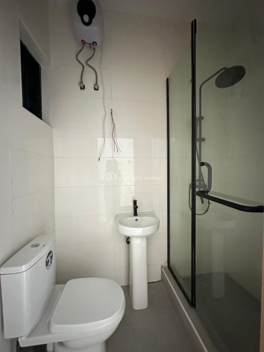 Luxury 2 Bedrooms Apartment with Swimming Pool and Bq, Lekki Phase 1, Lekki, Lagos, Flat / Apartment for Sale