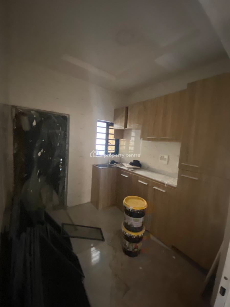 Brand New Luxury 2 Bedroom Flat, Hopeville Estate, Very Close to Blenco, Ajah, Lagos, Flat / Apartment for Rent