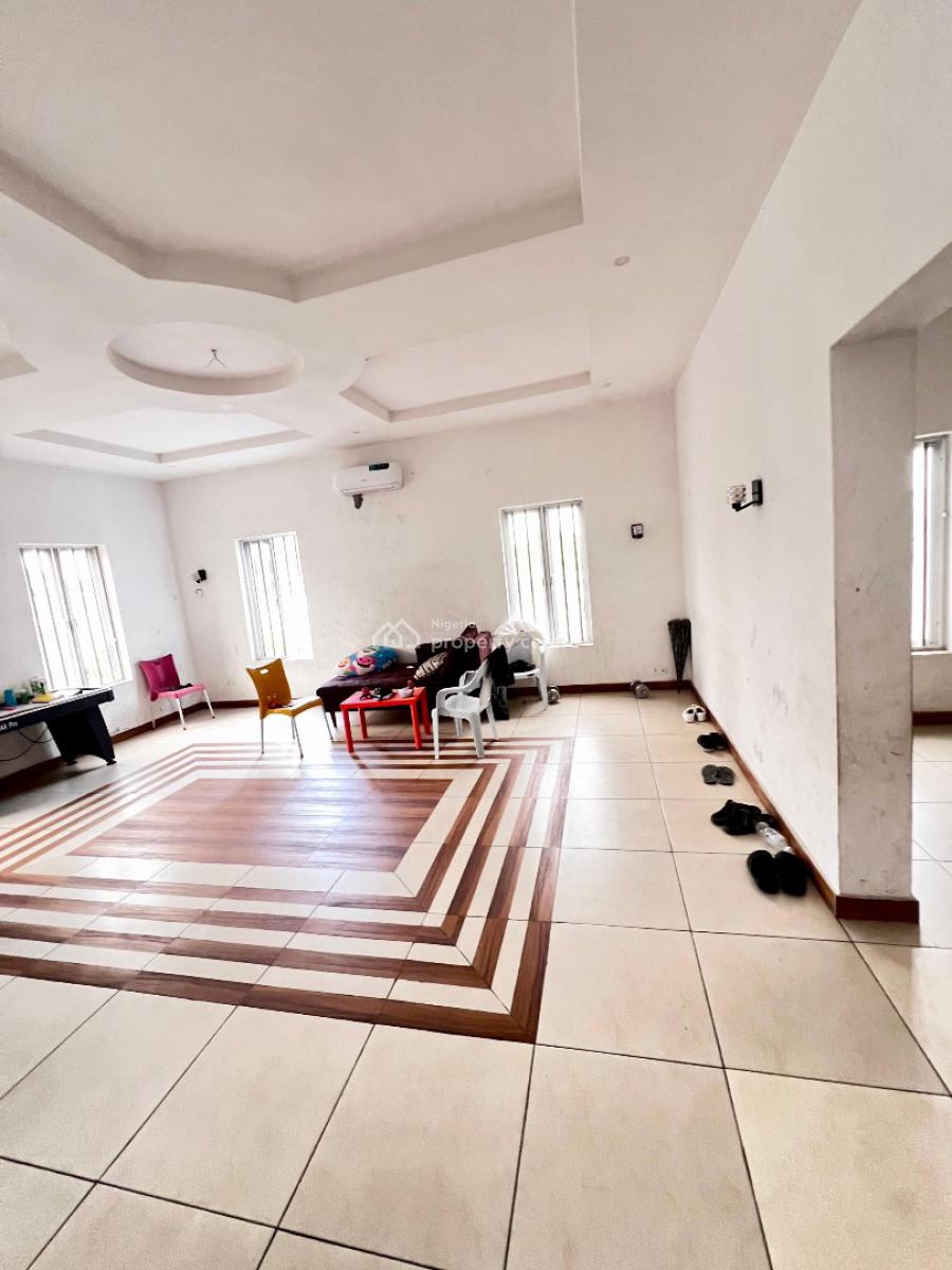 Prestigious 5-bedroom Luxury Home with Pool, Porch & Bq in High-value, Royal Gardens Estate, Ajah, Lagos, Detached Duplex for Sale