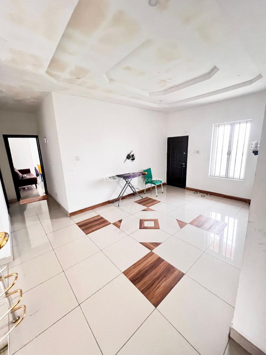 Prestigious 5-bedroom Luxury Home with Pool, Porch & Bq in High-value, Royal Gardens Estate, Ajah, Lagos, Detached Duplex for Sale