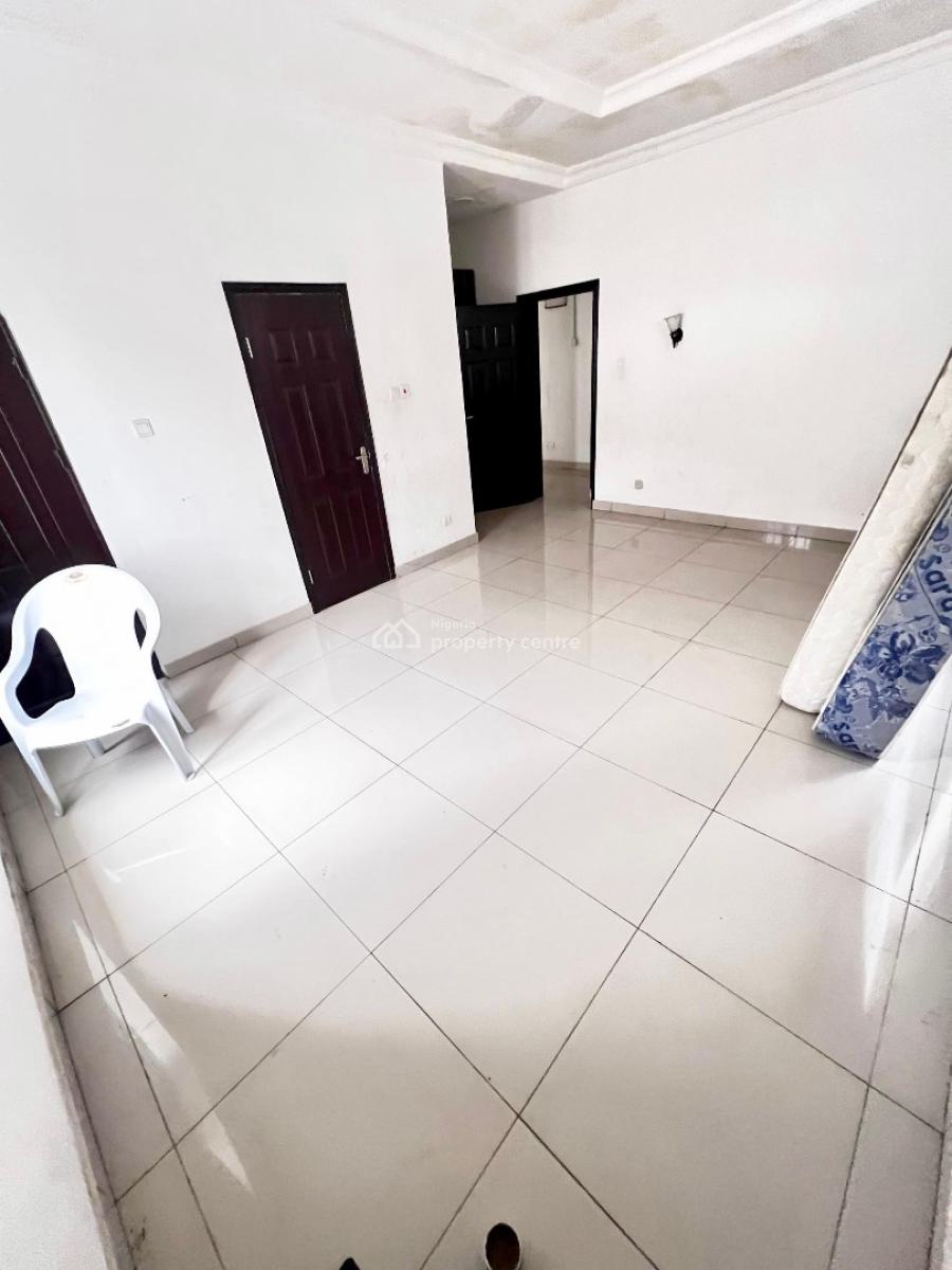 Prestigious 5-bedroom Luxury Home with Pool, Porch & Bq in High-value, Royal Gardens Estate, Ajah, Lagos, Detached Duplex for Sale