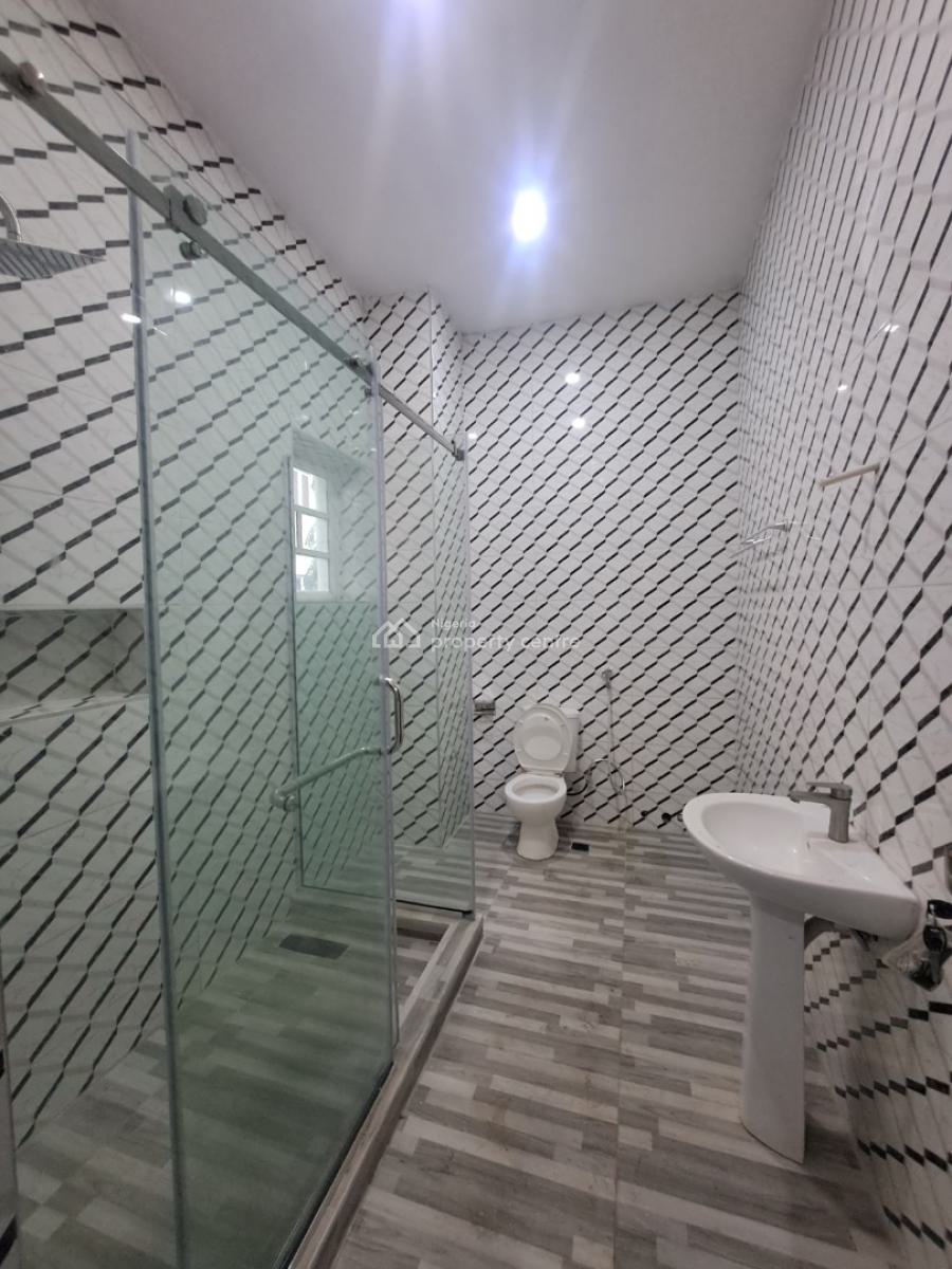 Well Finished 2 Bedroom Flat, Kaura, Abuja, Flat / Apartment for Rent