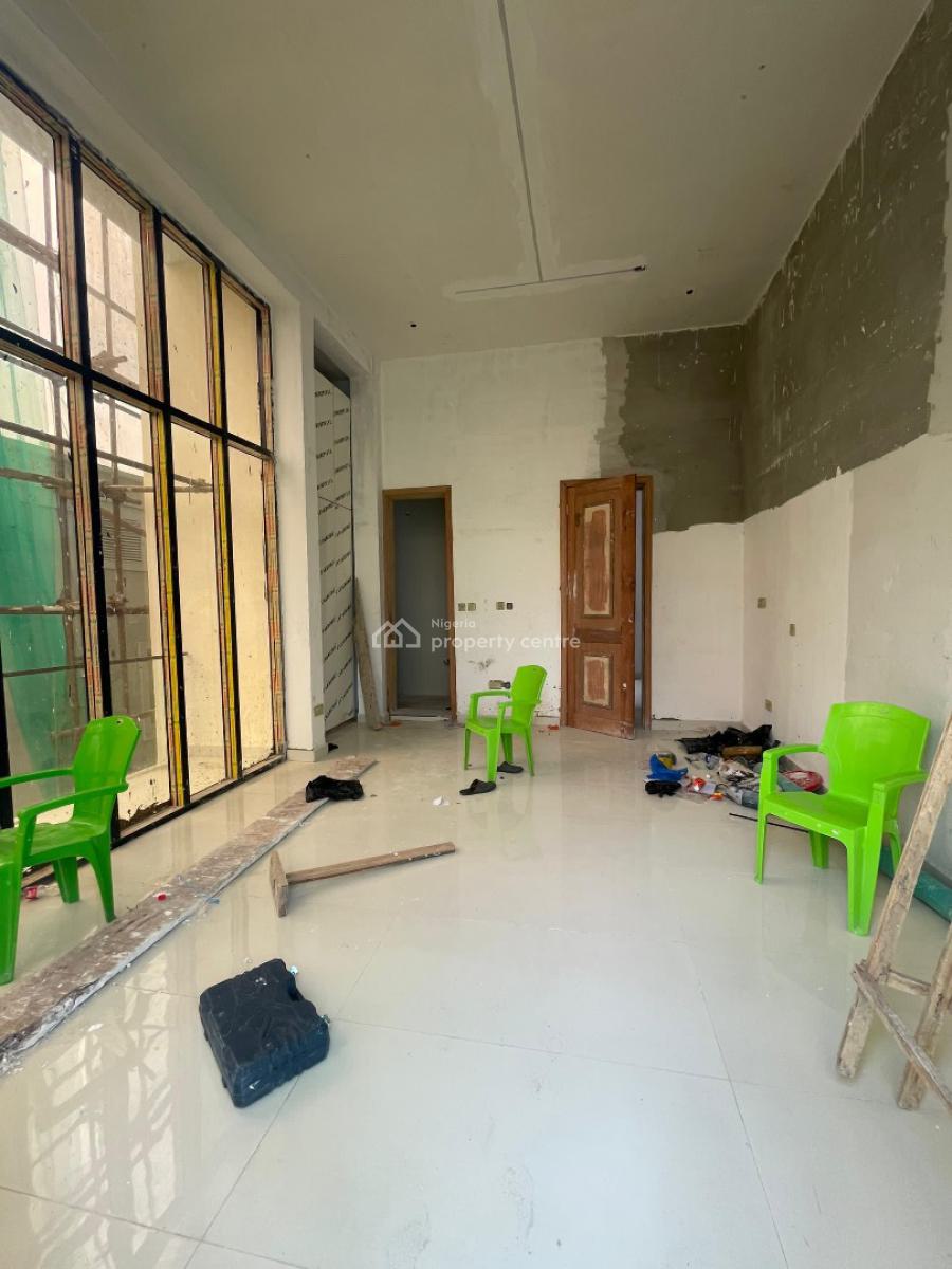 Beautiful 3 Bedroom Apartment with Pool, Gym and Elevator, Lekki Phase 1, Lekki, Lagos, Flat / Apartment for Sale