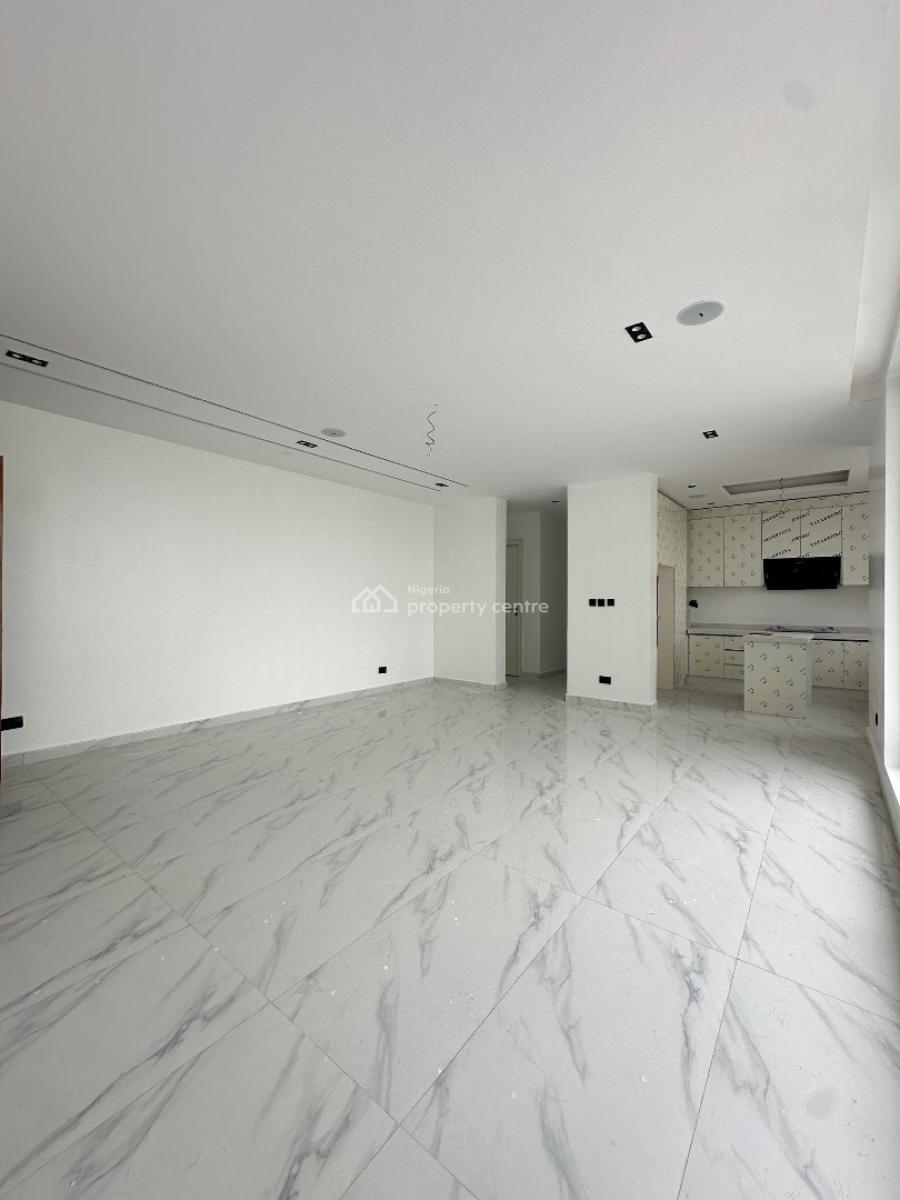 Spacious 2 Bedrooms Apartment with Gym, Elevator and Swimming Pool, Lekki Phase 1, Lekki, Lagos, Flat / Apartment for Sale